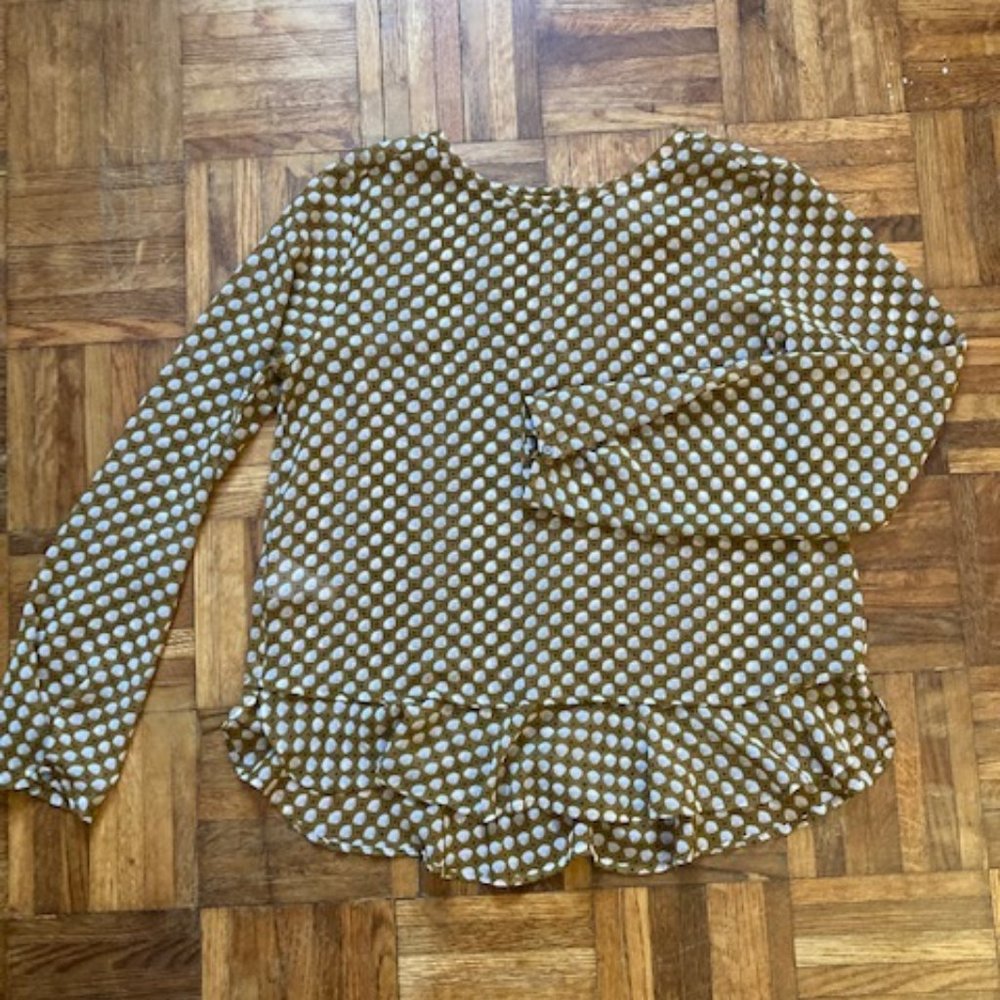 Ann Taylor Loft Tan and White Patterned Flowy Long sleeve Blouse Size Small